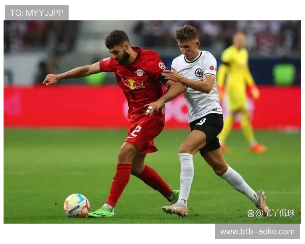 RB莱比锡主场2-2被沃尔夫斯堡逼平，21岁新星格鲁达救主